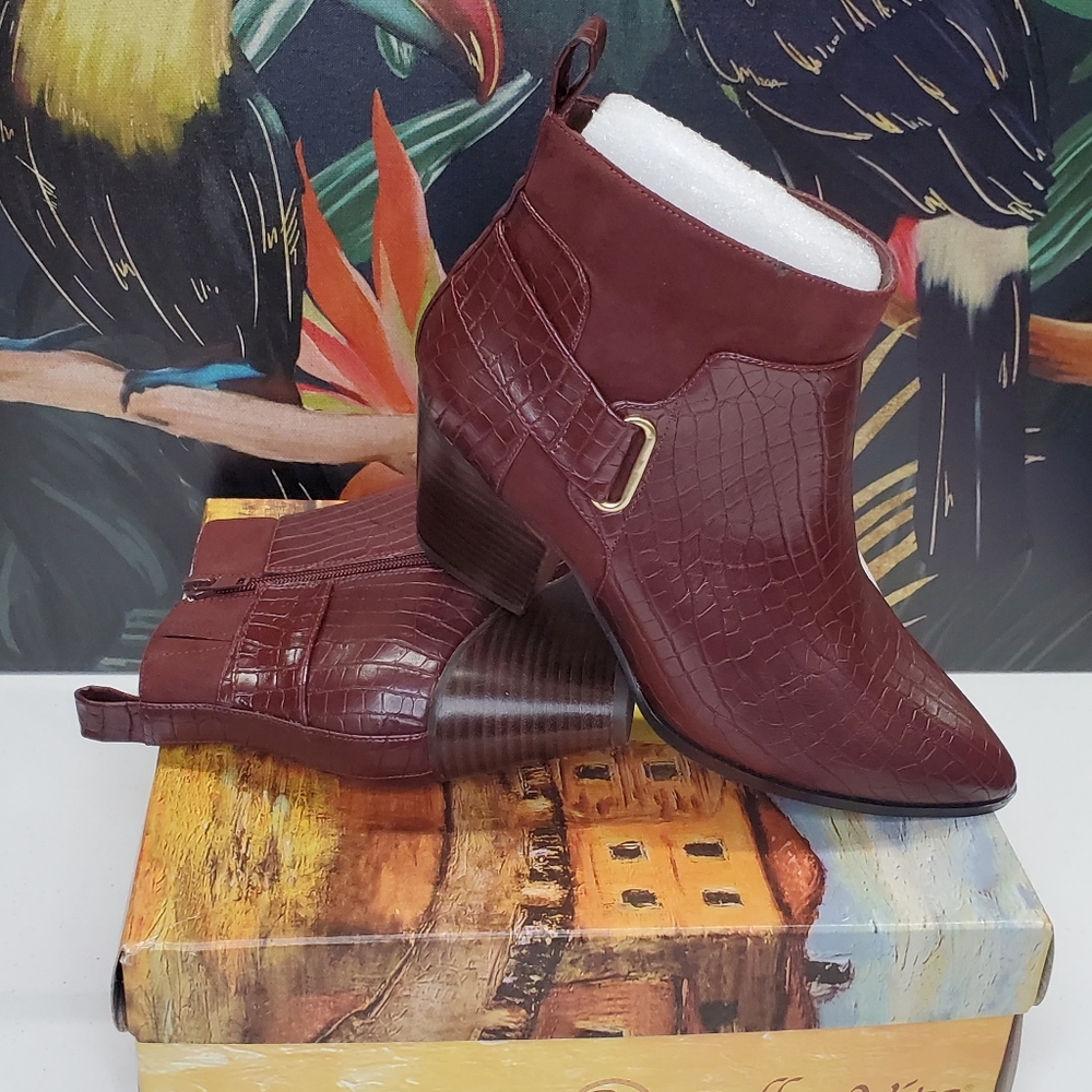 Bella Vita Womens Elektra II Ankle Boots Faux Leather Crocodile Embossed